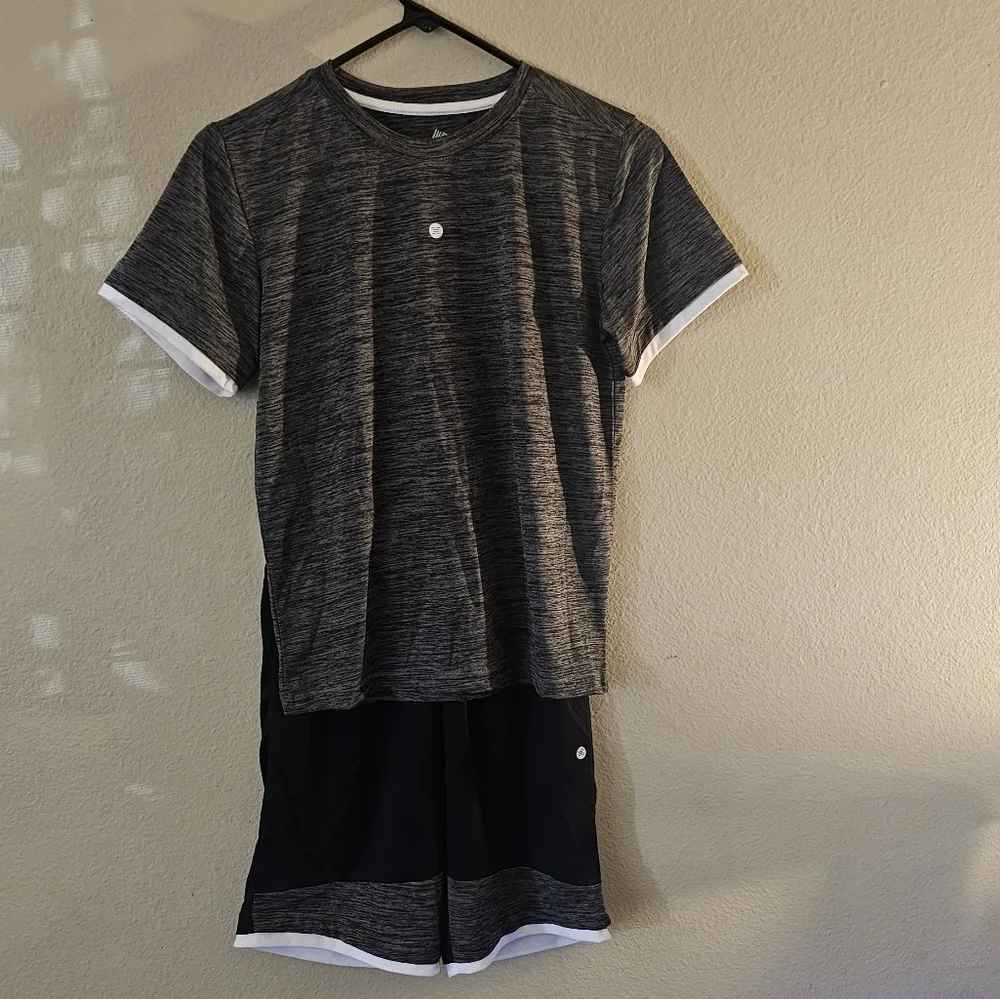 RBX Gray and Black Athletic Set